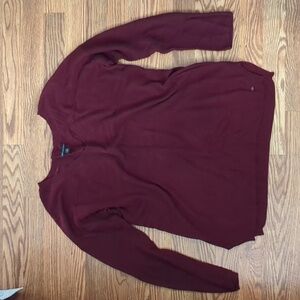 American Eagle lightweight burgundy sweater